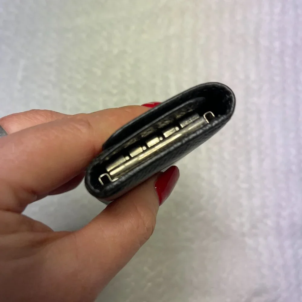 Louis Vuitton 4 Gray Multicle Taiga Black Key Case Ardoise